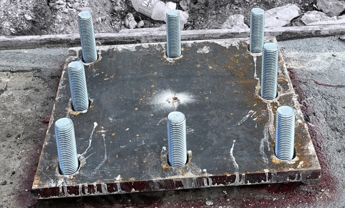 Вклейка шпилек М30