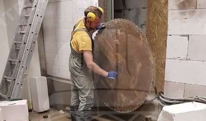 Резка фундаментных панелей